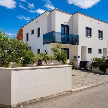 Essenza Rossa In Only 650 Meters From The * Βόντιτσε