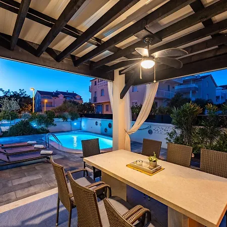 Essenza Rossa In Only 650 Meters From The