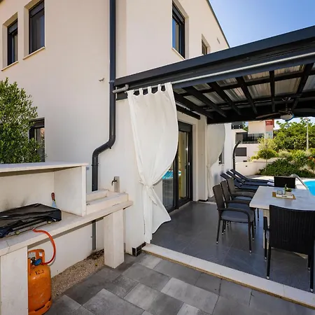 Вилла Essenza Rossa In Only 650 Meters From The