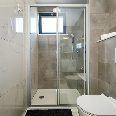 Essenza Rossa In Only 650 Meters From The Вилла *