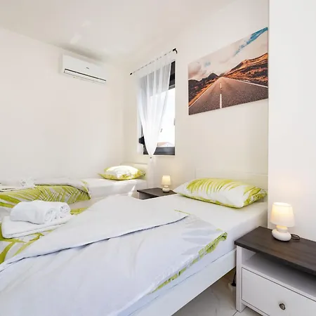 Essenza Rossa In Only 650 Meters From The *