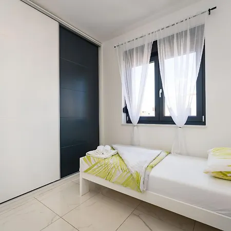 Essenza Rossa In Only 650 Meters From The *