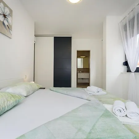 Essenza Rossa In Only 650 Meters From The