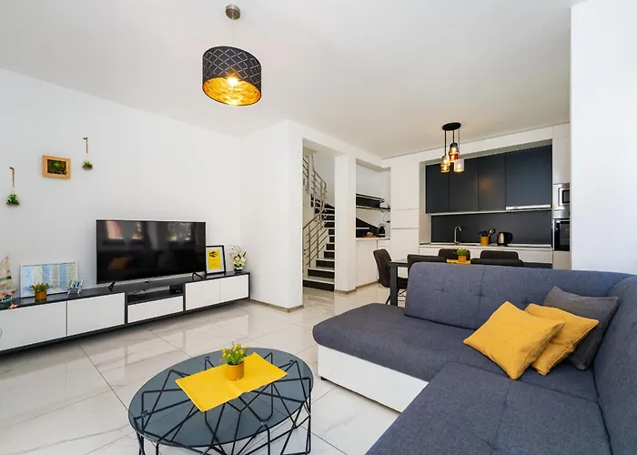 Essenza Rossa In Only 650 Meters From The *