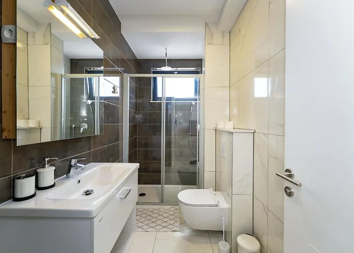 Essenza Rossa In Only 650 Meters From The