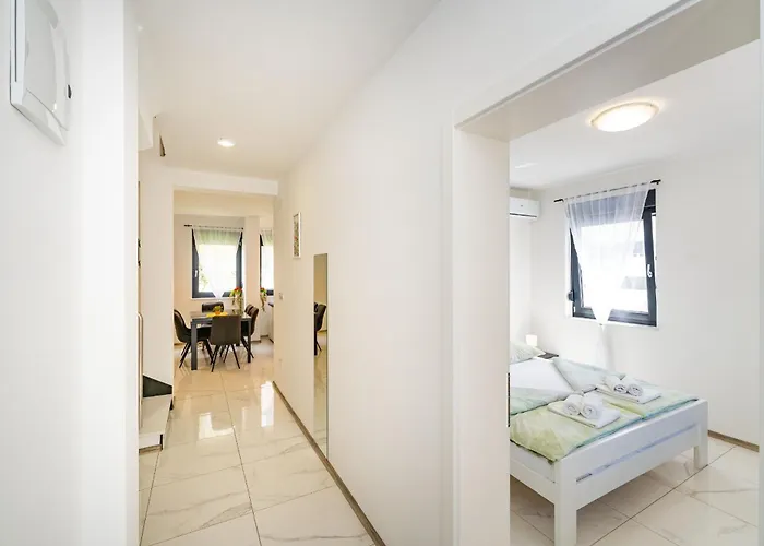 Essenza Rossa In Only 650 Meters From The *